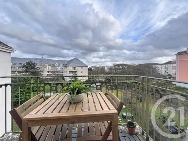 Appartement F3 à vendre  3 pièces - 62 m2 NOISY LE GRAND - 93