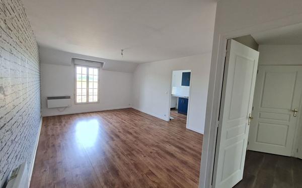 Appartement à louer    3 pièces •  Presles-en-Brie