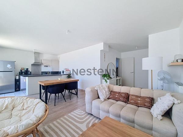 TOURS NORD -  T3 VENDU LOUE AU DERNIER ETAGE AVEC ASCENSEUR ET TERRASSE - PROCHE COMMODITES - PARKING