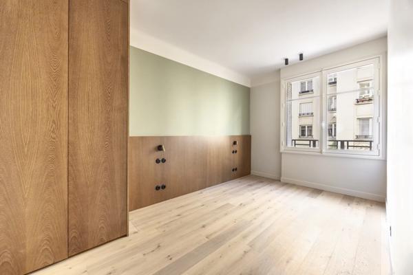 Appartement Paris 7 e - RUE SAINT-DOMINIQUE