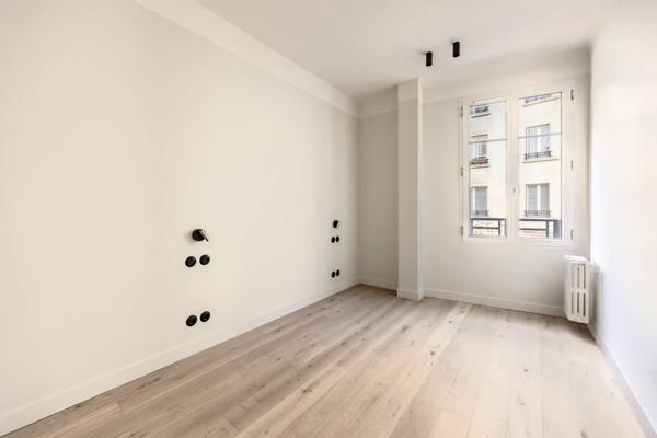 Appartement Paris 7 e - RUE SAINT-DOMINIQUE