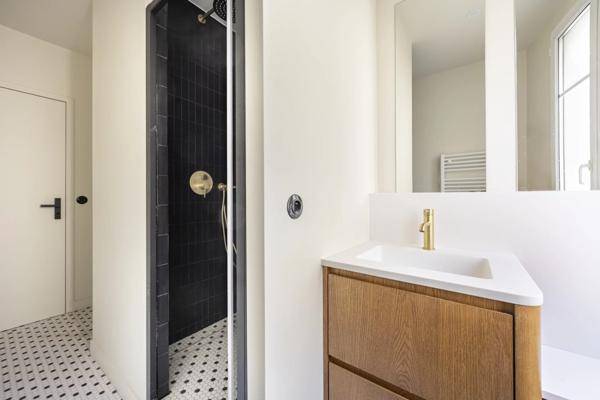 Appartement Paris 7 e - RUE SAINT-DOMINIQUE