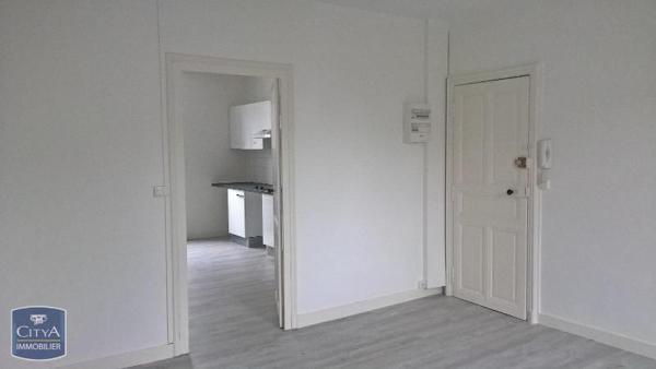 Appartement à louer 2 pièces 38.58m² Angers (49100)