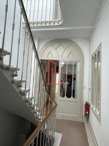 Bureau de 163 m² à louer à Bordeaux Centre