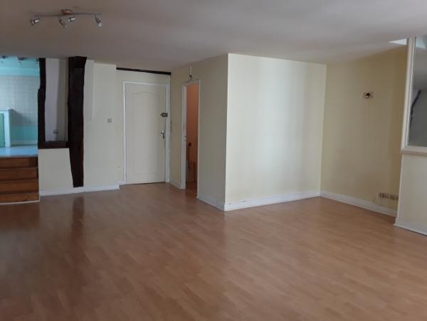 Location Appartement 1 pièce Blois (41000) - Blois centre ville