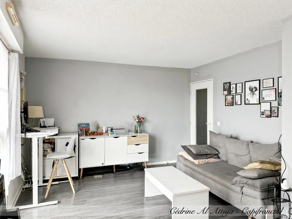 LA ROCHELLE, quartier des Minimes, Appartement à vendre 2 pièces 42m2 dernier étage, ascenseur