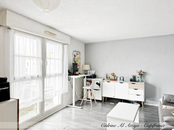 LA ROCHELLE, quartier des Minimes, Appartement à vendre 2 pièces 42m2 dernier étage, ascenseur