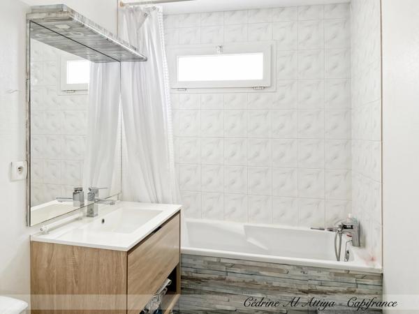 LA ROCHELLE, quartier des Minimes, Appartement à vendre 2 pièces 42m2 dernier étage, ascenseur
