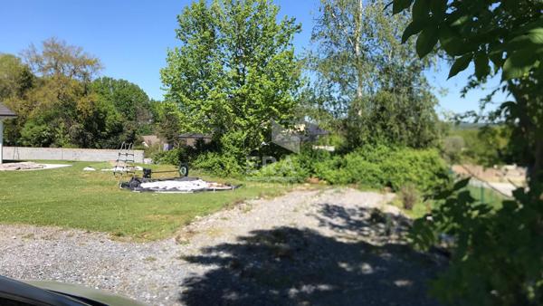 Terrain à vendre de 465 m² à Serres-Morlaàs