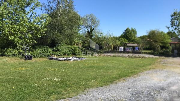 Terrain à vendre de 465 m² à Serres-Morlaàs