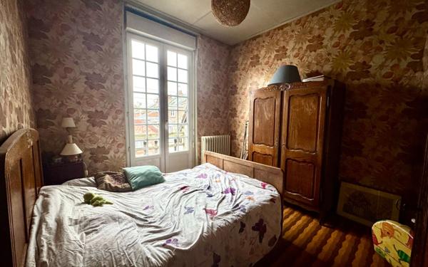 Maison à vendre    4 pièces • 86 m2 Saint-Quentin