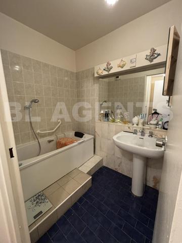 Appartement 2 pièces à fort potentiel en plein cœur de Saint-Maur-des-Fossés !!