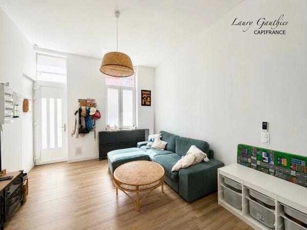 Maison de ville rénovée avec terrasse – 3 chambres – Armentières