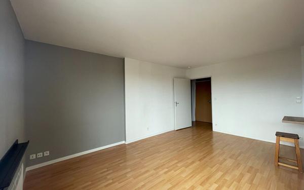Appartement à louer    3 pièces •  Tours