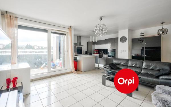 Appartement à vendre    5 pièces • 102,07 m2 Saint-Priest