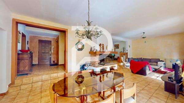 Maison 8 pièces 210 m2