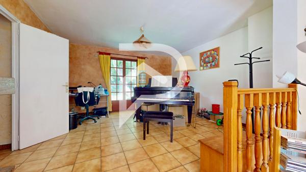 Maison 8 pièces 210 m2
