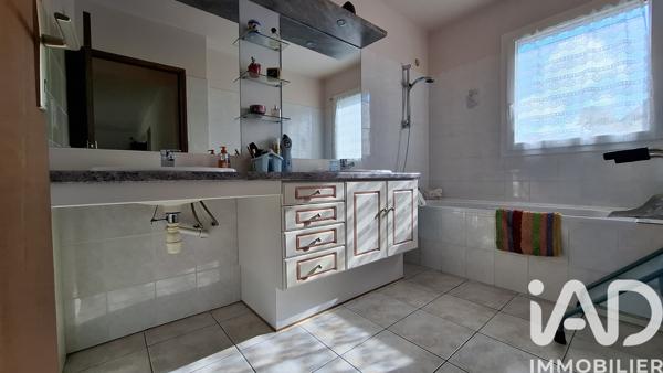 Maison à vendre 5 pièces 106,04 m² Pleumeur-Bodou