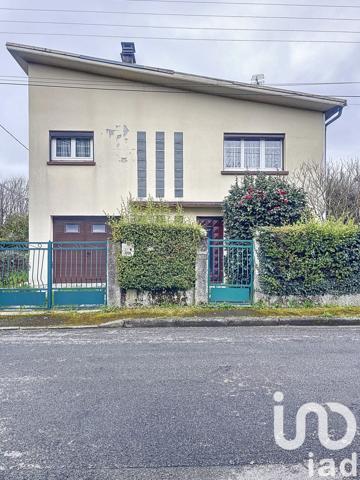 Maison 8 pièces de 196 m² à Tarbes (65000)