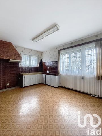 Maison 8 pièces de 196 m² à Tarbes (65000)