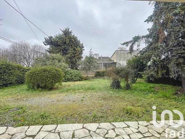 Maison 8 pièces de 196 m² à Tarbes (65000)