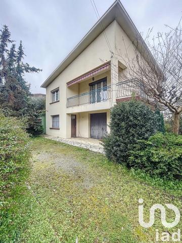 Maison 8 pièces de 196 m² à Tarbes (65000)