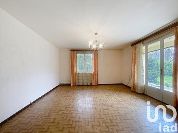 Maison 8 pièces de 196 m² à Tarbes (65000)