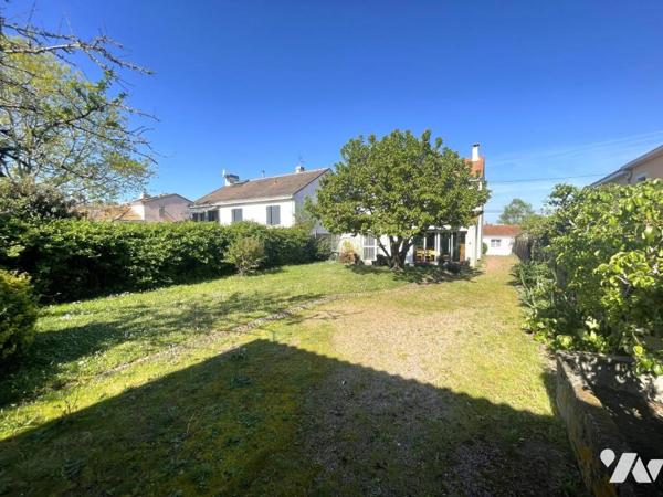 A VENDRE - VERTOU - La Rousseliere - Maison d'env 108.50m² sur 811m² de terrain.