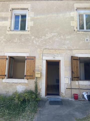 Location                                                      Appartement
                        
                                         49 m2                     à Fourchambault