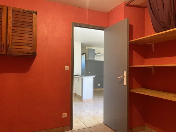Location                                                      Appartement
                        
                                         49 m2                     à Fourchambault