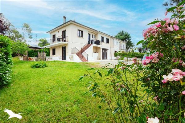 Maison à vendre |  Auch |  7 pièces | 167 m²