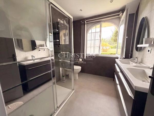 Appartement d’exception à Meschers avec vue sur l’estuaire et espace troglodyte