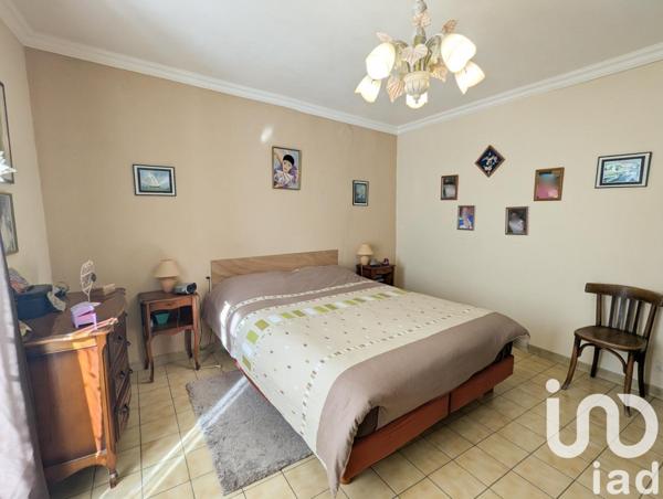 Maison de ville 7 pièces de 148 m² à Mondragon (84430)