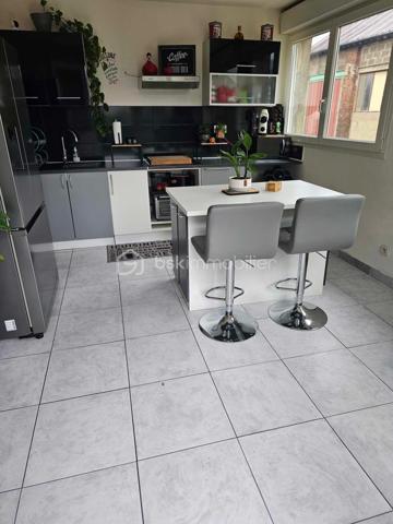 Immeuble mixte de 300 m²