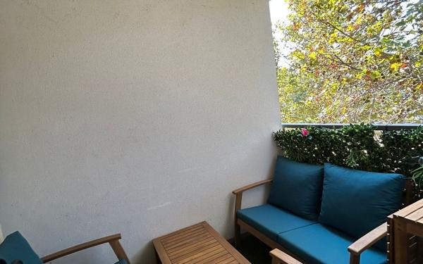 Appartement à louer    2 pièces •  Évenos