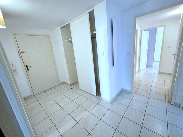 Toulouse 31200 METRO CANAL DU MIDI secteur des Ponts Jumeaux appartement T4 de 75.20m²- Terrasse 12.10m² - 2 Parkings