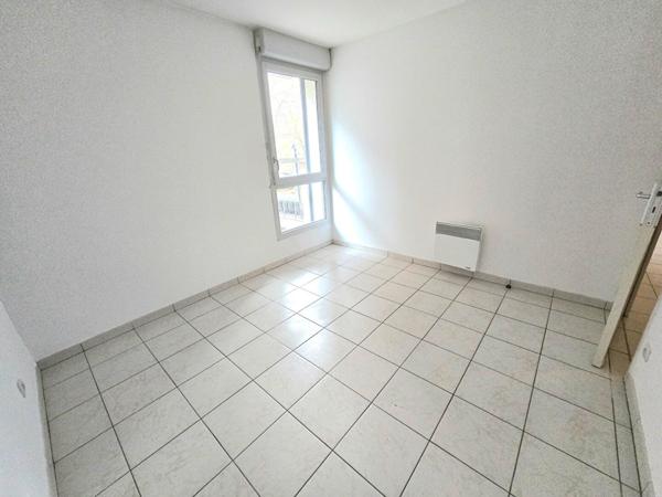 Toulouse 31200 METRO CANAL DU MIDI secteur des Ponts Jumeaux appartement T4 de 75.20m²- Terrasse 12.10m² - 2 Parkings