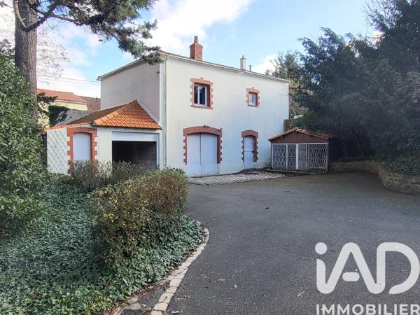 Maison à vendre 12 pièces 259 m² Bouguenais