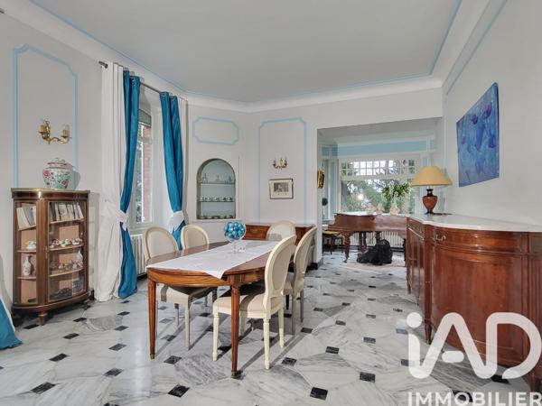 Maison à vendre 12 pièces 259 m² Bouguenais