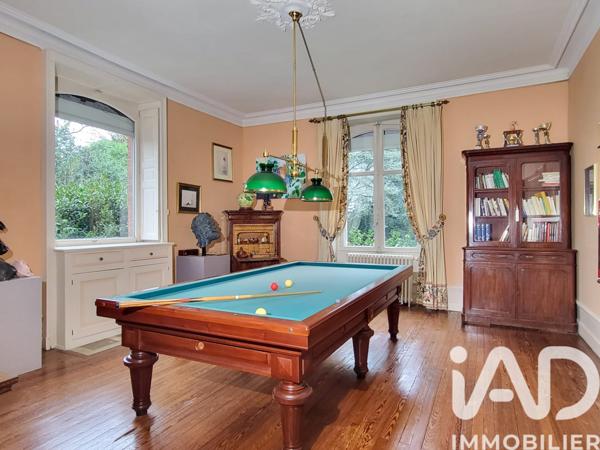 Maison à vendre 12 pièces 259 m² Bouguenais