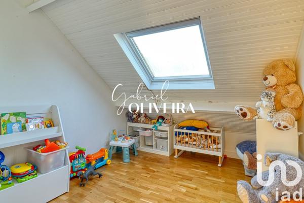 Maison 6 pièces de 117 m² à Domont (95330)