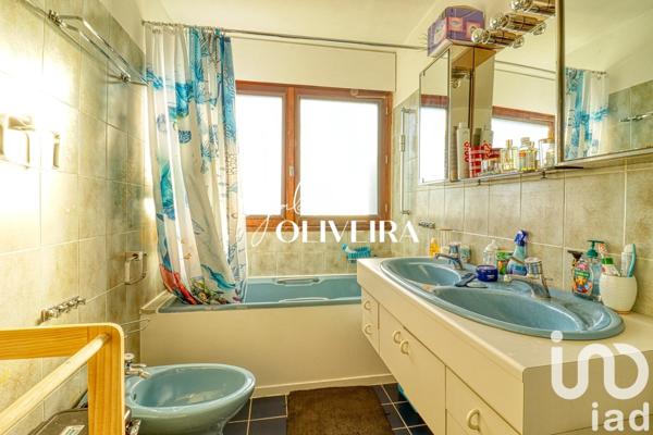 Maison 6 pièces de 117 m² à Domont (95330)