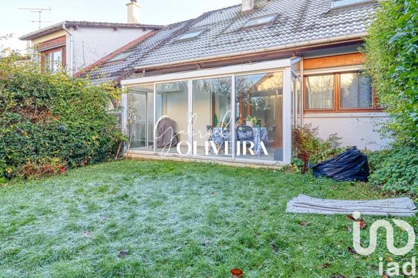 Maison 6 pièces de 117 m² à Domont (95330)