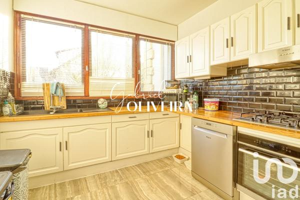 Maison 6 pièces de 117 m² à Domont (95330)