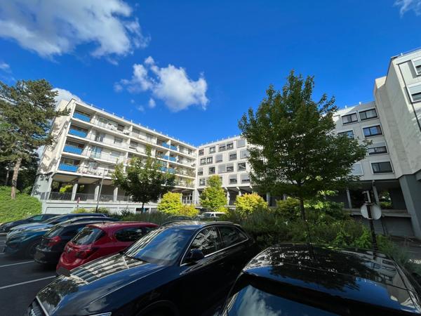 Appartement de 126m2 avec 6 chambres loué en colocation