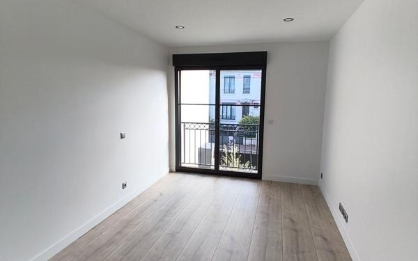 Maison à vendre    5 pièces • 118,25 m2 Joinville-le-Pont