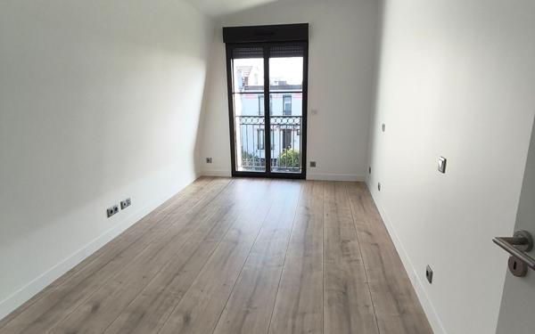 Maison à vendre    5 pièces • 118,25 m2 Joinville-le-Pont