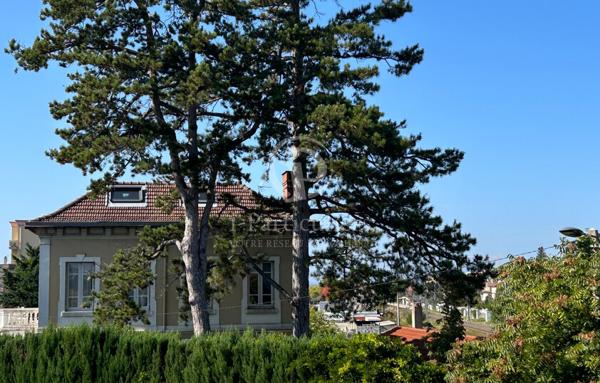 BAISSE DE PRIX ROMANS CENTRE MAISON BOURGEOISE 7 PIECES 226 M2