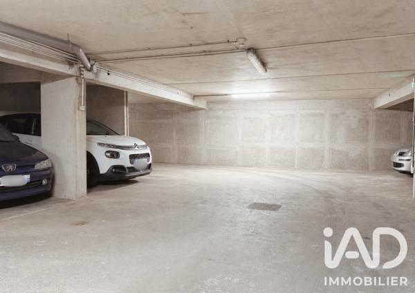 Parking à vendre 22 m² Paris 10