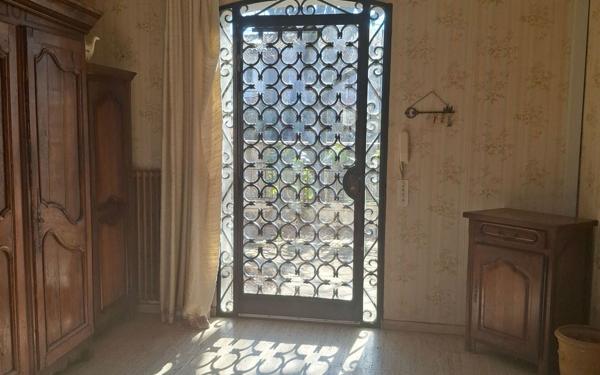 Maison à vendre    5 pièces •  Aussillon